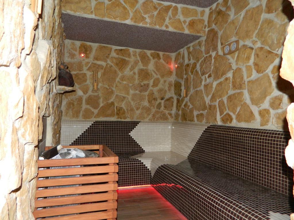 Spa Apartment Parkowy 霍伊尼采 客房 照片